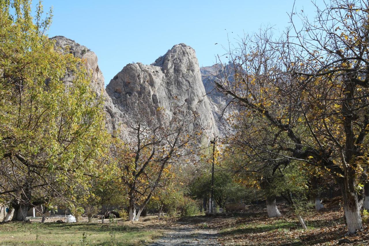 Отель Комплекс для отдыха Sayyod Yurt Chuprak Экстерьер фото